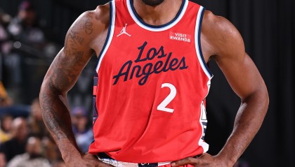 企鹅体育直播-卢：小卡更擅长找得分位置了 冲筐造犯规&amp;多投三分 不仅是中距离