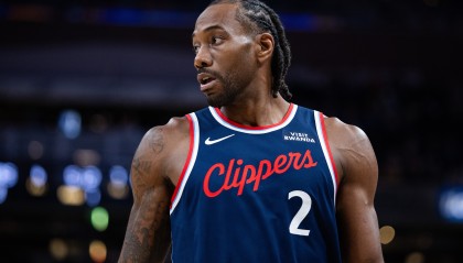 企鹅体育新闻站-压制！伦纳德自18年和德罗赞互换东家以来交手战绩12胜3负