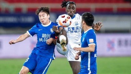 企鹅体育直播-赛季首败！单外援三镇轰然倒下 争冠悬念又回归？